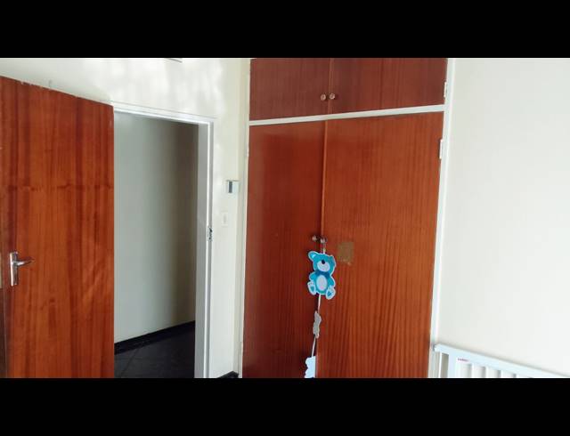 3 BEDROOM HOUSE FOR SALE IN VANDERBIJLPARK SE 6